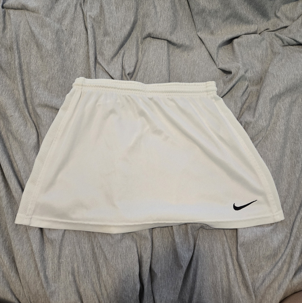 Nike White Skirt Girls XL